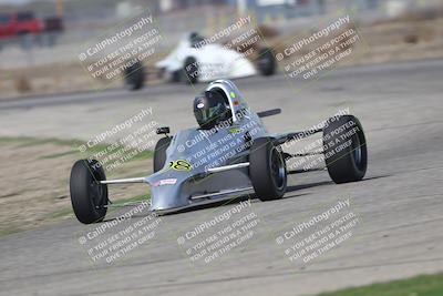 media/Oct-25-2025-CalClub SCCA (Sat) [[34c778dfbe]]/Group 5/Qualifying/